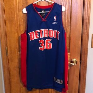 Pistons Jersey